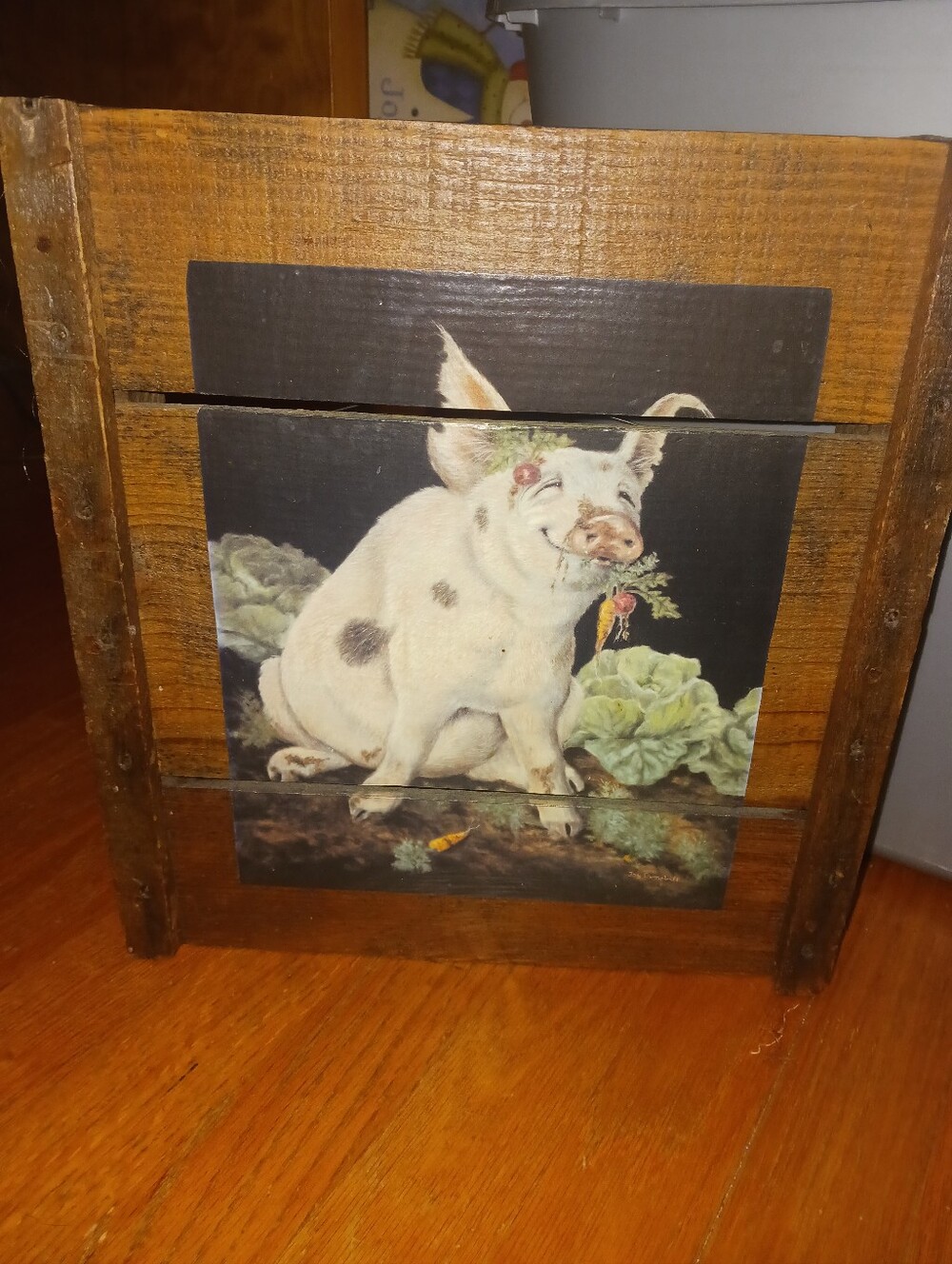 Rustic White Pig Artwork Wall Plaque - Home Accents